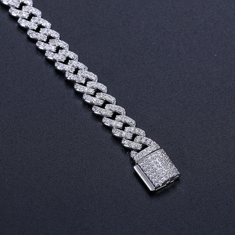 Luxury Sparkling Cuban Link Bracelet – Timeless Elegance with Magnetic Lock